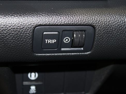 Used 2022 Honda Accord Sport image 11