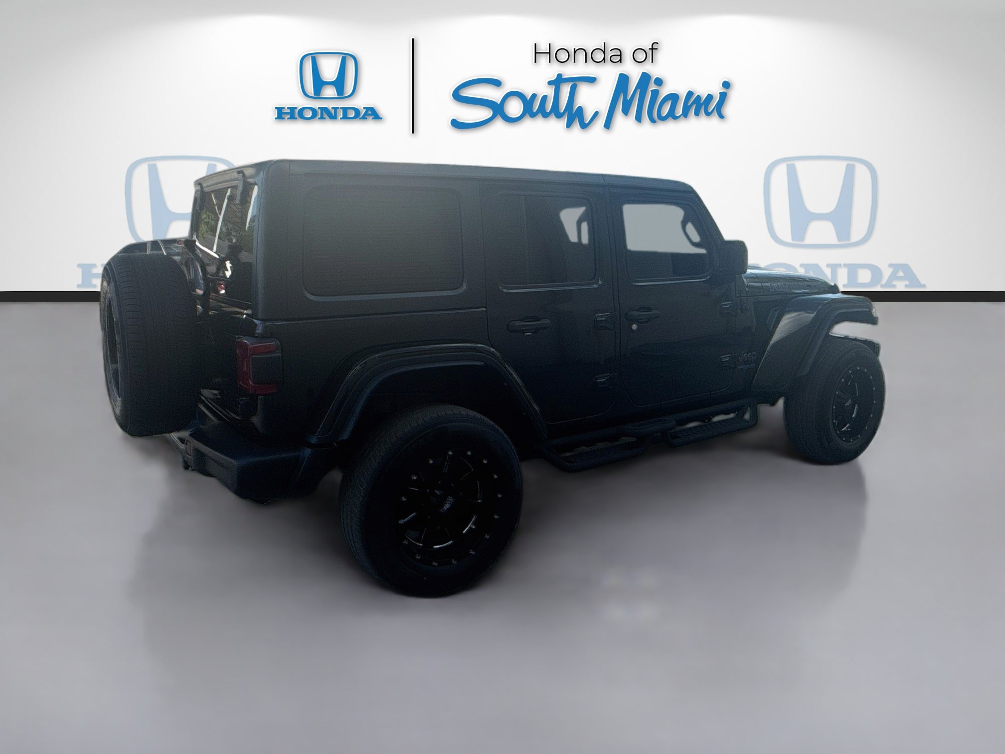 Used 2021 Jeep Wrangler Unlimited Rubicon 4xe w/ Steel Bumper Group AWD/4WD image 7