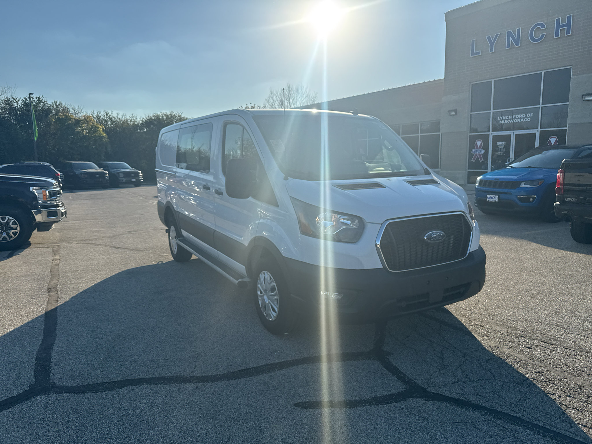 Certified 2025 Ford Transit 250 Low Roof w/ Exterior Upgrade Package RWD image 3