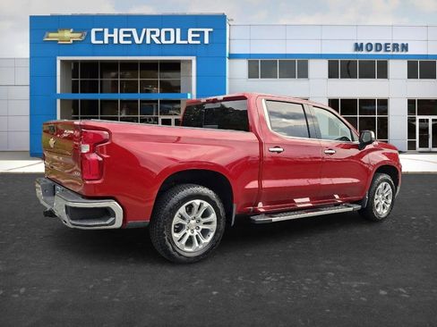 Used 2025 Chevrolet Silverado 1500 LTZ w/ LTZ Premium Package AWD/4WD image 6