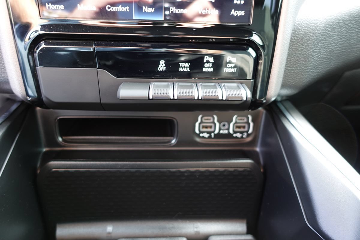 Used 2024 RAM 1500 Big Horn AWD/4WD image 50