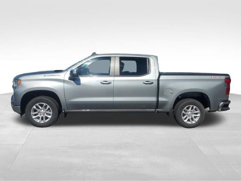 Used 2024 Chevrolet Silverado 1500 LT AWD/4WD image 2