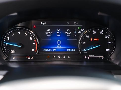 Used 2023 Ford Explorer XLT w/ Equipment Group 202A image 13