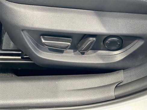 New 2026 Toyota Camry XLE image 18