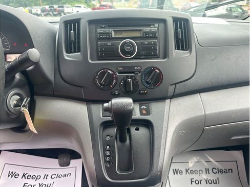 Used 2013 Nissan NV200 S w/ Back Door Glass Pkg FWD image 16