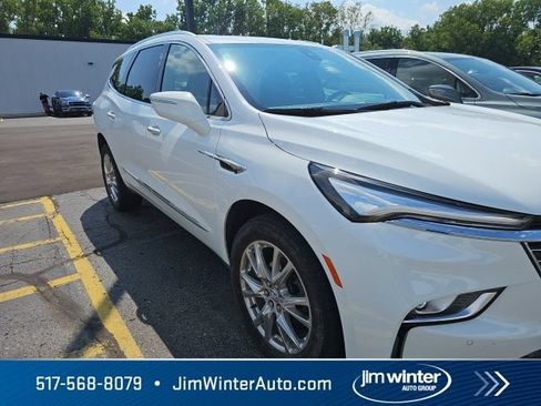 Used 2023 Buick Enclave Essence w/ Experience Buick Package AWD/4WD image 4