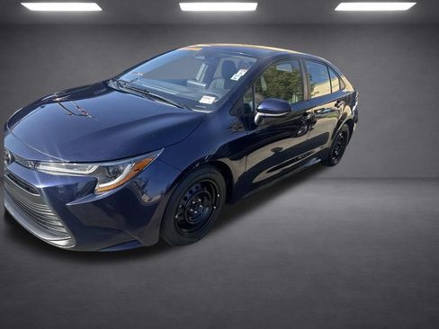 Used 2024 Toyota Corolla LE FWD image 29