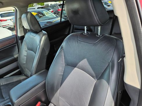 Used 2017 Subaru Outback 2.5i Limited AWD/4WD image 17