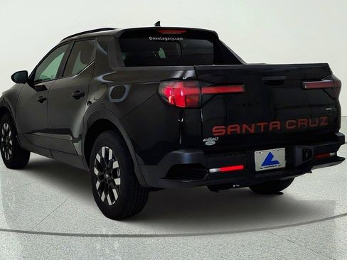 Used 2025 Hyundai Santa Cruz SEL AWD/4WD image 5