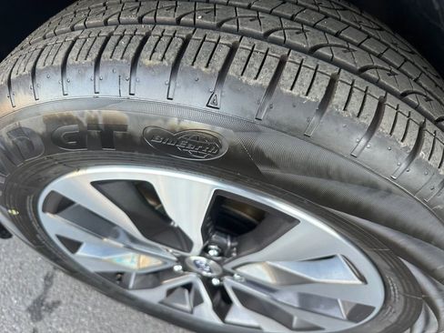 Used 2025 Subaru Outback Limited image 22