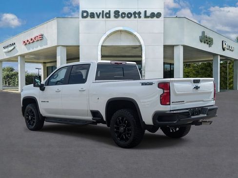 Used 2025 Chevrolet Silverado 2500 LT w/ Trail Boss Package AWD/4WD image 11