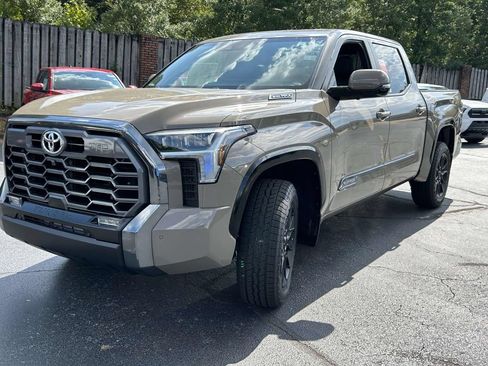 New 2026 Toyota Tundra Platinum w/ TRD Off-Road Package AWD/4WD image 7