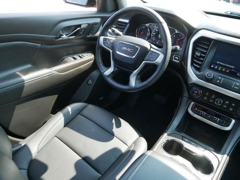 Used 2023 GMC Acadia SLT w/ Elevation Edition AWD/4WD image 9