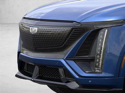 New 2026 Cadillac Lyriq V image 13