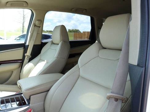 Used 2016 Acura MDX FWD w/ Technology Package image 11