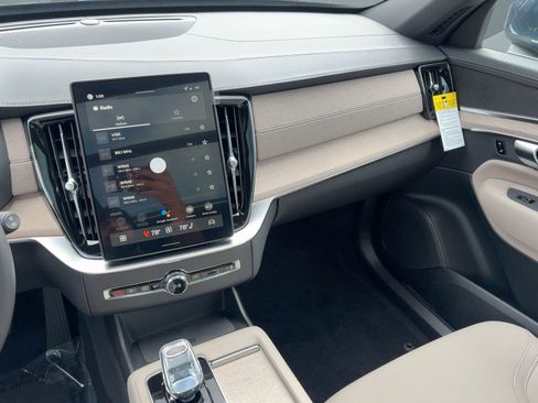New 2026 Volvo XC90 B5 Core w/ Protection Package image 26
