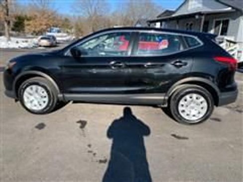 Used 2019 Nissan Rogue Sport S image 10