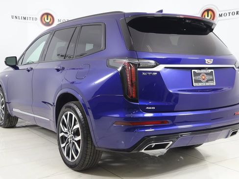 Used 2023 Cadillac XT6 Sport w/ Platinum Package image 4