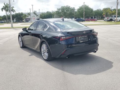 Used 2025 Lexus IS 300 w/ Premium Package RWD image 8
