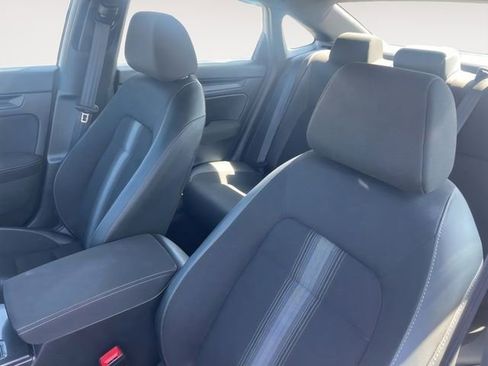 Certified 2025 Honda Civic Sport image 9