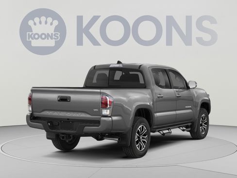 Used 2020 Toyota Tacoma TRD Sport AWD/4WD image 2