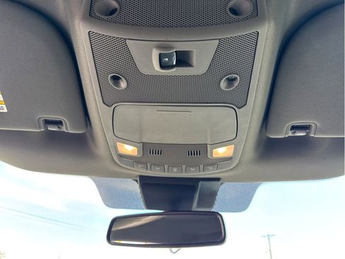 Used 2019 Ford F150 Lariat image 23