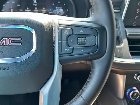 Used 2023 GMC Yukon SLT w/ SLT Premium Package RWD image 24