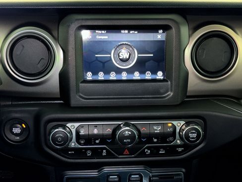 Used 2021 Jeep Wrangler Sport AWD/4WD image 20
