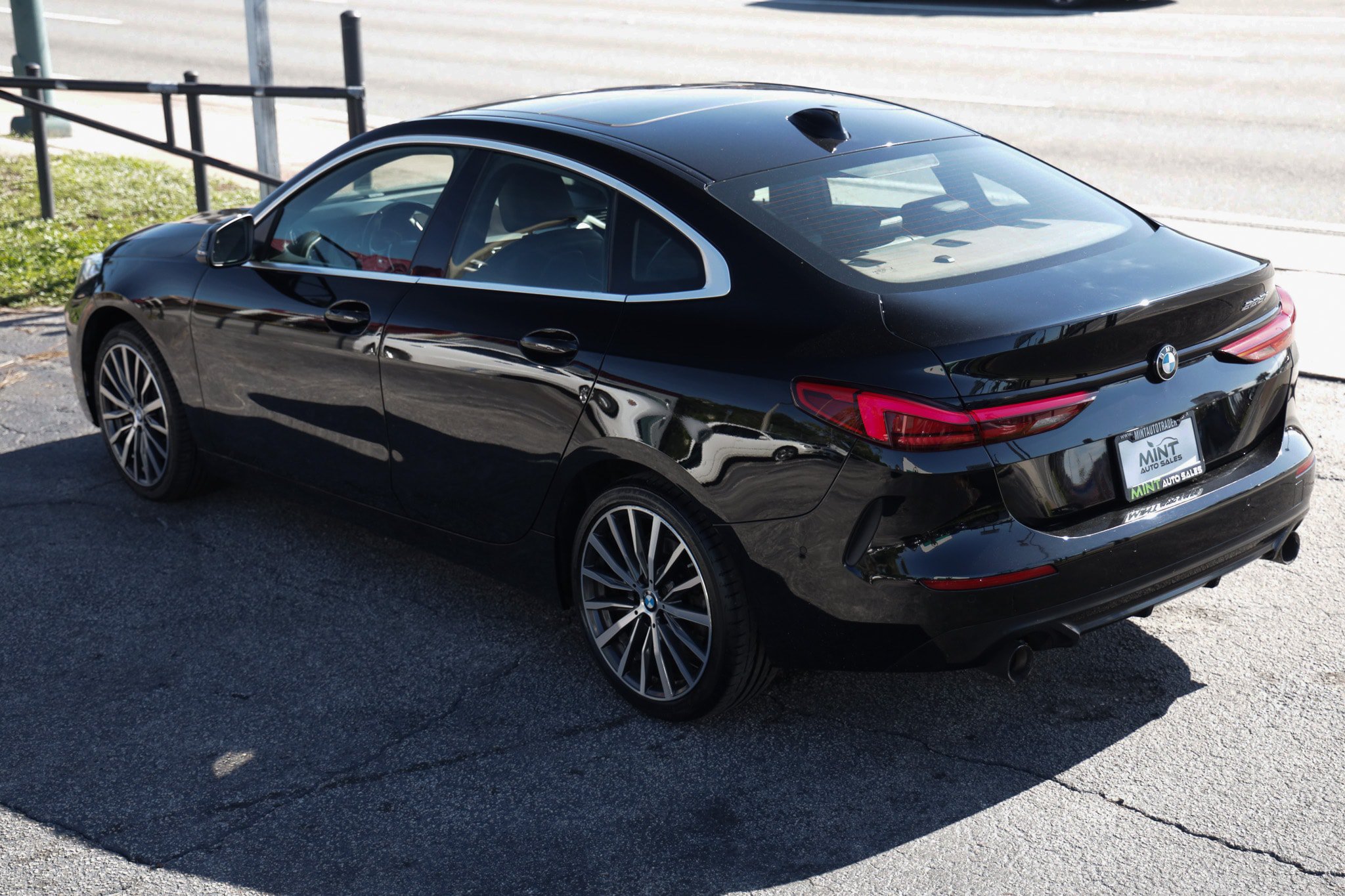 Used 2022 BMW 228i Gran Coupe w/ Convenience Package FWD image 8