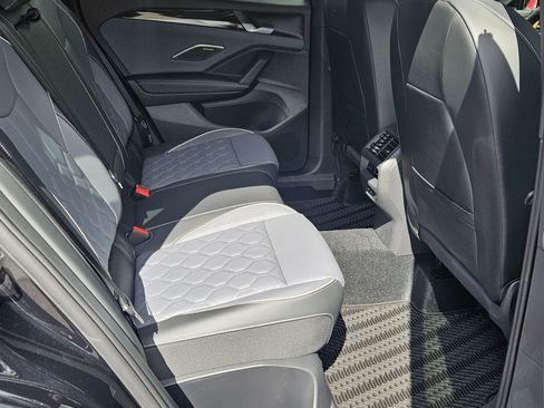 New 2026 Volkswagen Tiguan SEL R-Line AWD/4WD image 29