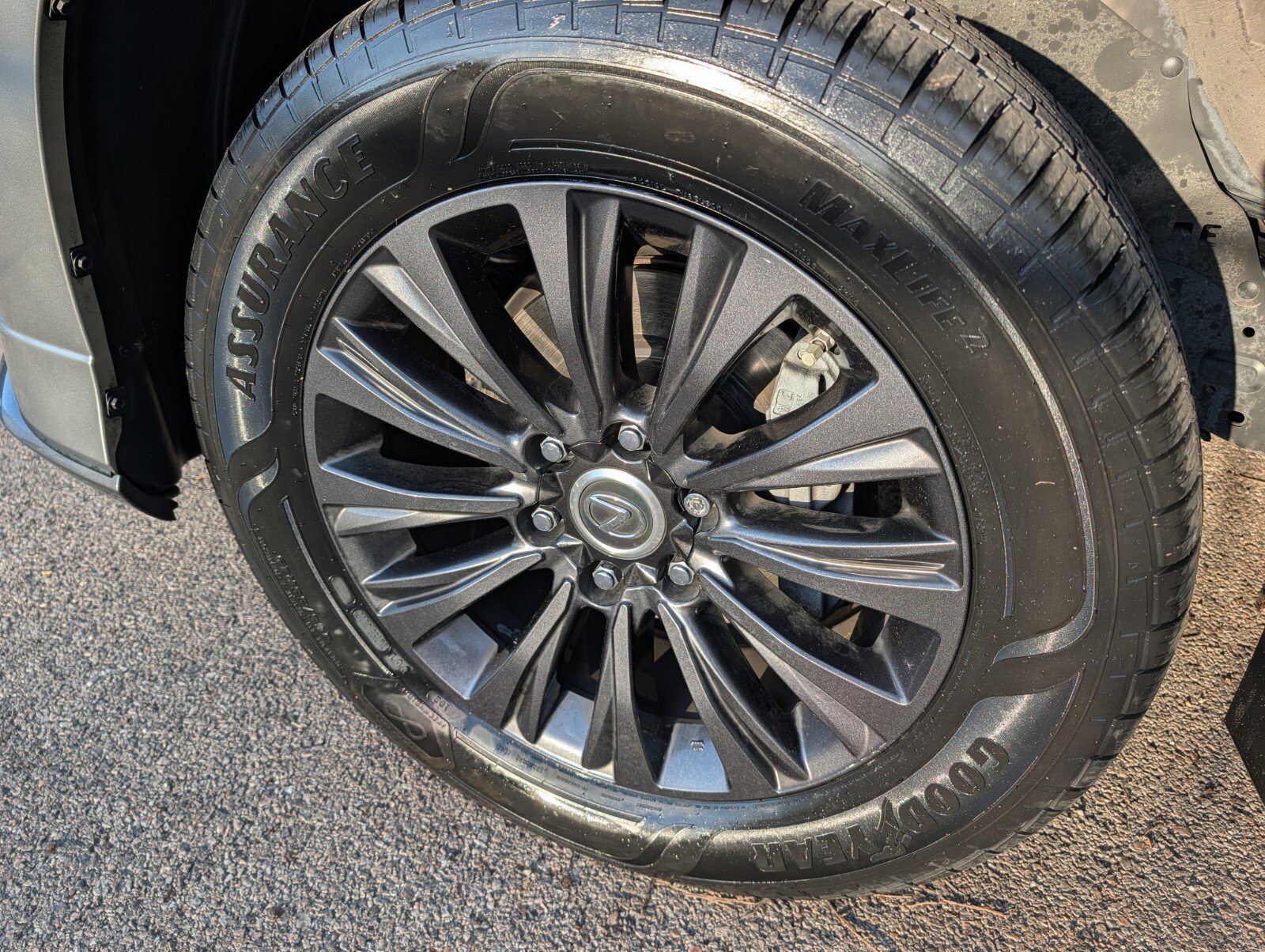 Used 2022 Lexus GX 460 Luxury w/ Sport Design Package AWD/4WD image 19
