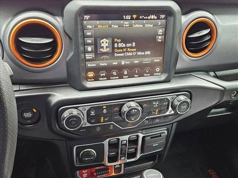 Used 2021 Jeep Gladiator Mojave image 12