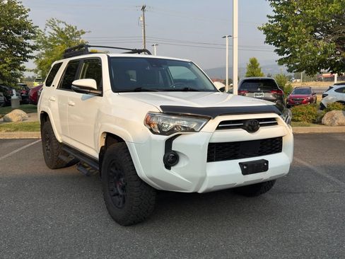 Used 2021 Toyota 4Runner SR5 Premium AWD/4WD image 1