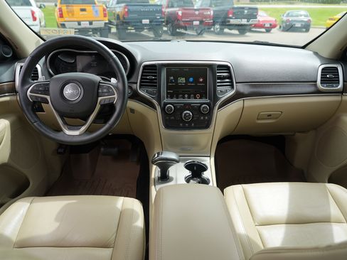 Used 2014 Jeep Grand Cherokee Limited AWD/4WD image 25