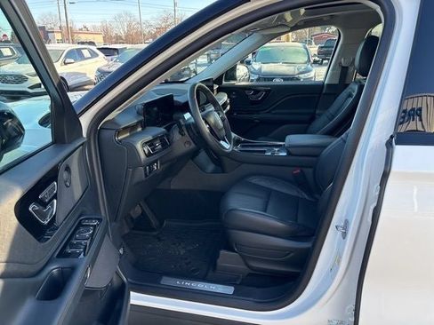 Used 2025 Lincoln Aviator Reserve w/ Jet Appearance Package AWD/4WD image 27