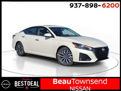 New 2025 Nissan Altima 2.5 SV