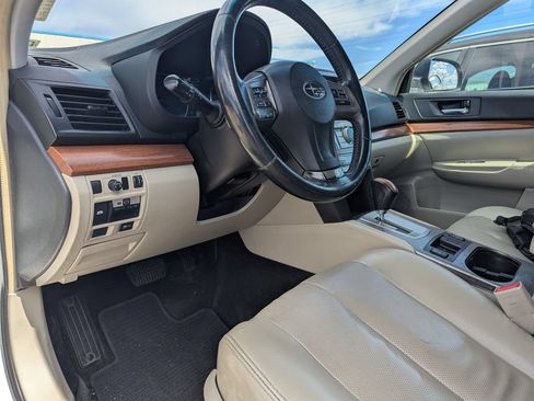 Used 2014 Subaru Outback 2.5i Limited AWD/4WD image 14