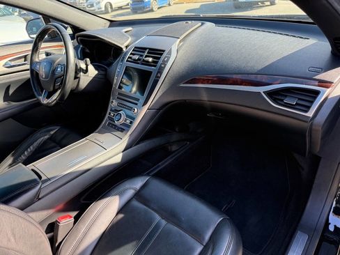 Used 2017 Lincoln MKZ Reserve w/ Climate Package image 12