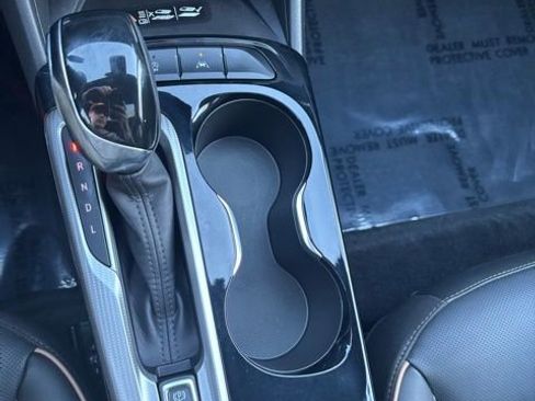 Certified 2024 Buick Envista Avenir image 18