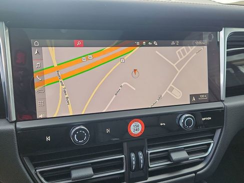 New 2026 Porsche Macan Turbo image 15