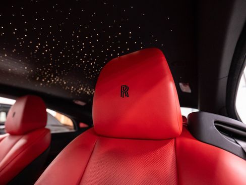Used 2016 Rolls-Royce Wraith RWD image 7