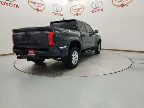Used 2024 Toyota Tacoma SR RWD image 8