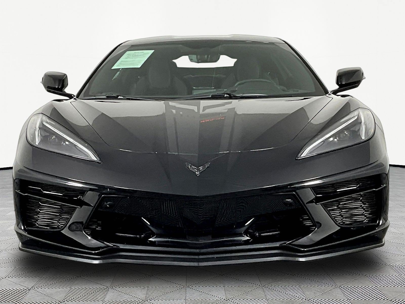 Used 2023 Chevrolet Corvette Stingray Preferred Cpe RWD image 2