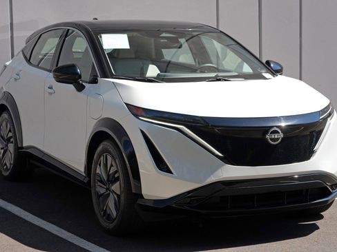 Used 2024 Nissan Ariya FWD image 49