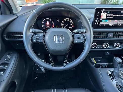 Certified 2024 Honda HR-V EX-L image 17