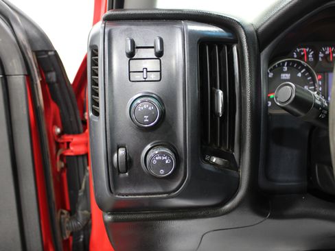 Used 2018 Chevrolet Silverado 2500 W/T w/ WT Fleet Convenience Package image 6