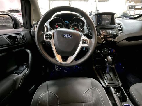 Used 2018 Ford Fiesta SE w/ Equipment Group 201A image 6