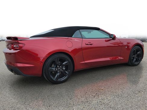 Used 2023 Chevrolet Camaro LT w/ Technology Package image 4