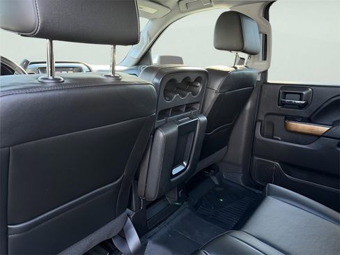 Used 2016 Chevrolet Silverado 1500 LTZ Z71 image 32