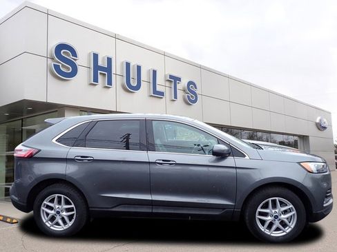 Used 2022 Ford Edge SEL w/ Convenience Package image 4